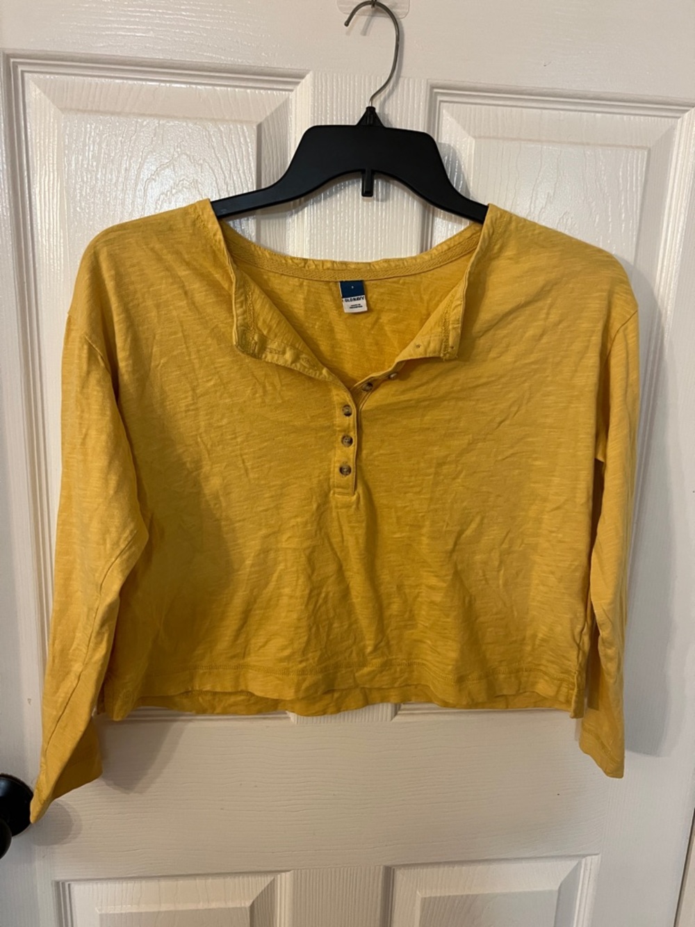 Old Navy Cropped Henley Long Sleeve Top in Mustard